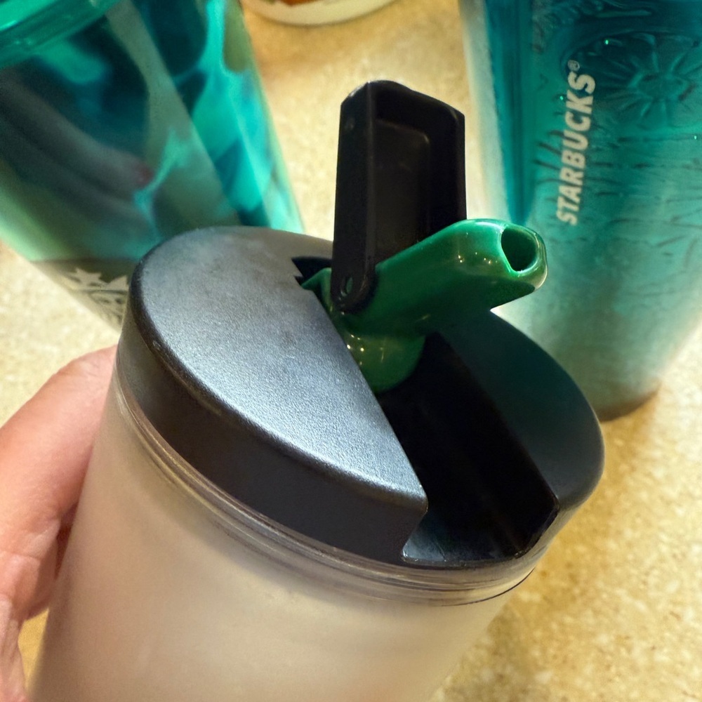 Starbucks Trio: Foil Teal,  Camo and 2008 Frosted Tumblers - Picture 6 of 16
